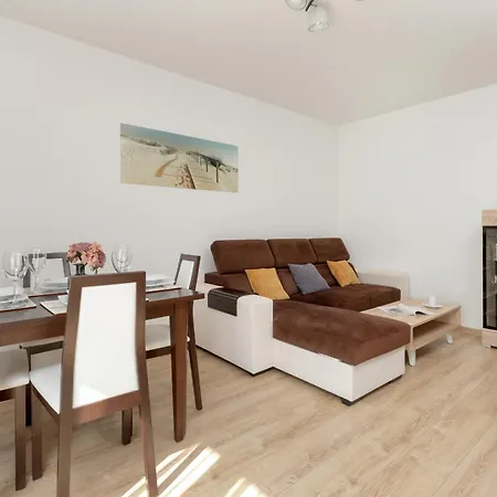 Jasny Apartament W Gdyni Z Parkingiem By Rent Like Home Gdynia Exterior photo
