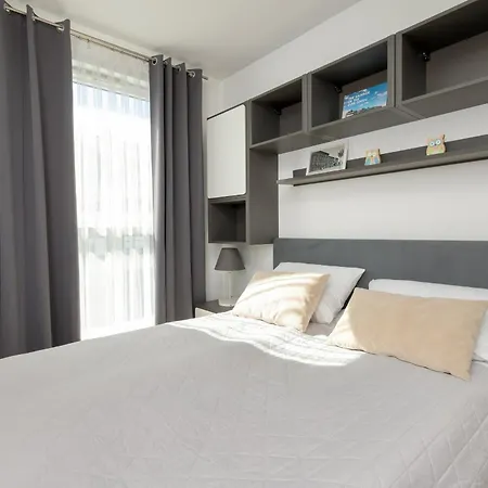 Jasny Apartament W Gdyni Z Parkingiem By Rent Like Home Gdynia Exterior photo
